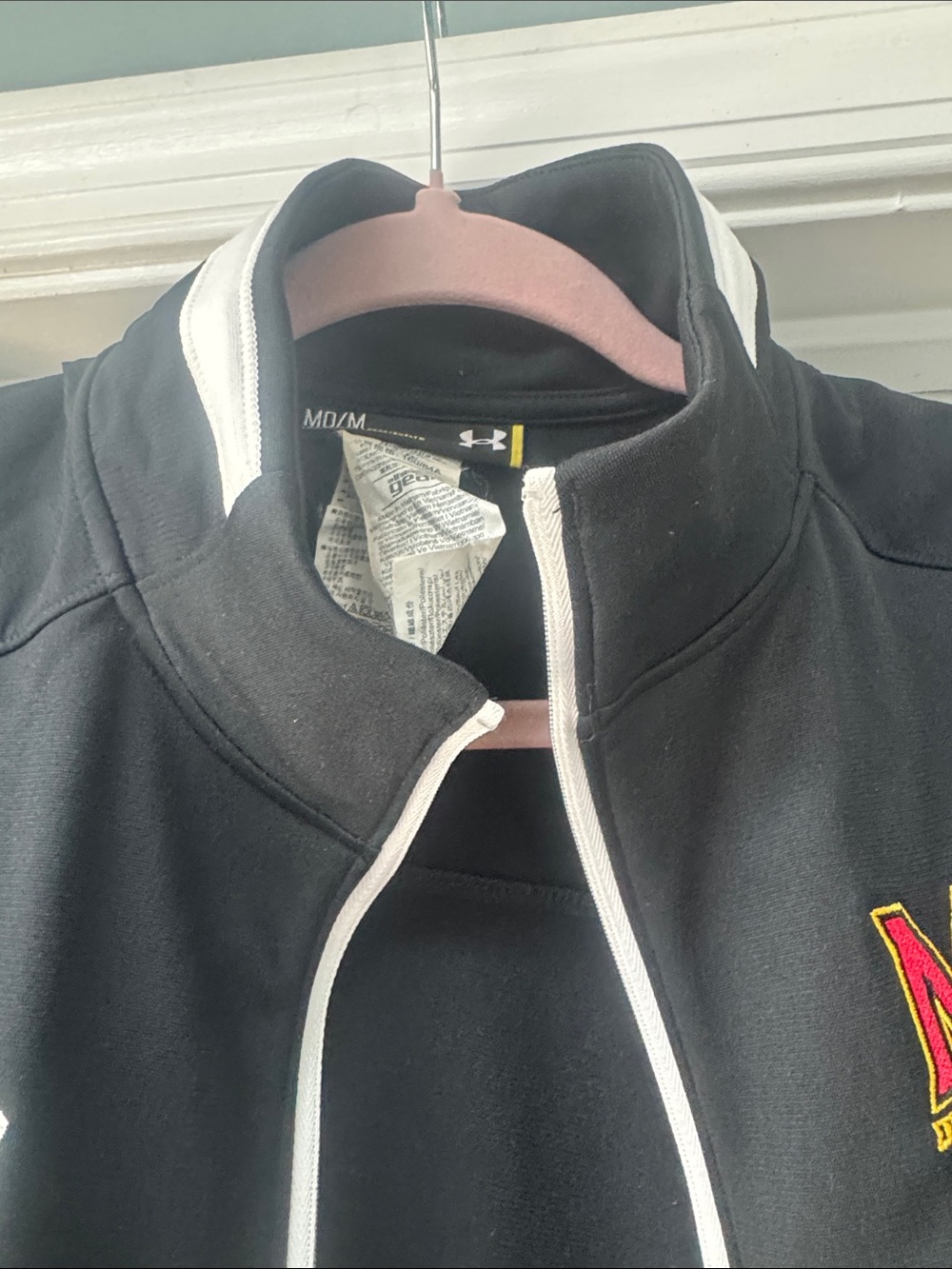 Under Armour Black Full-Zip Performance Jacket with Red & Gold Maryland 'M' - Picture 8 of 8